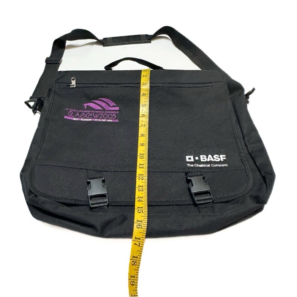 5/$25 Y2K Vintage 2005 Glasgow Chemical Engineering Conference Messenger Bag - Picture 6 of 9